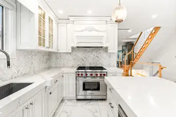 Professional real estate photo 47 by DYD Productions